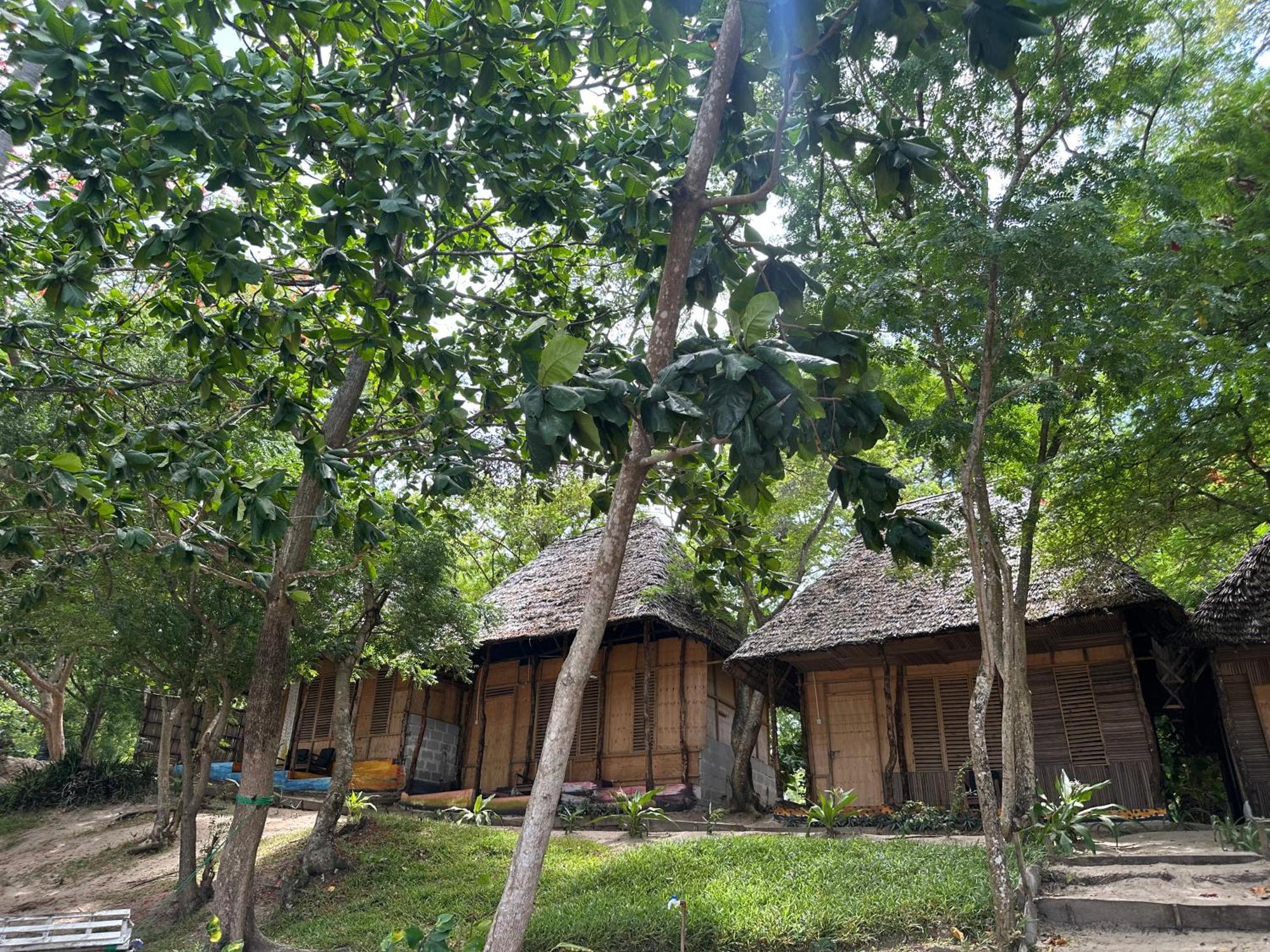Maweni Beach Bungalows Kilindoni Esterno foto