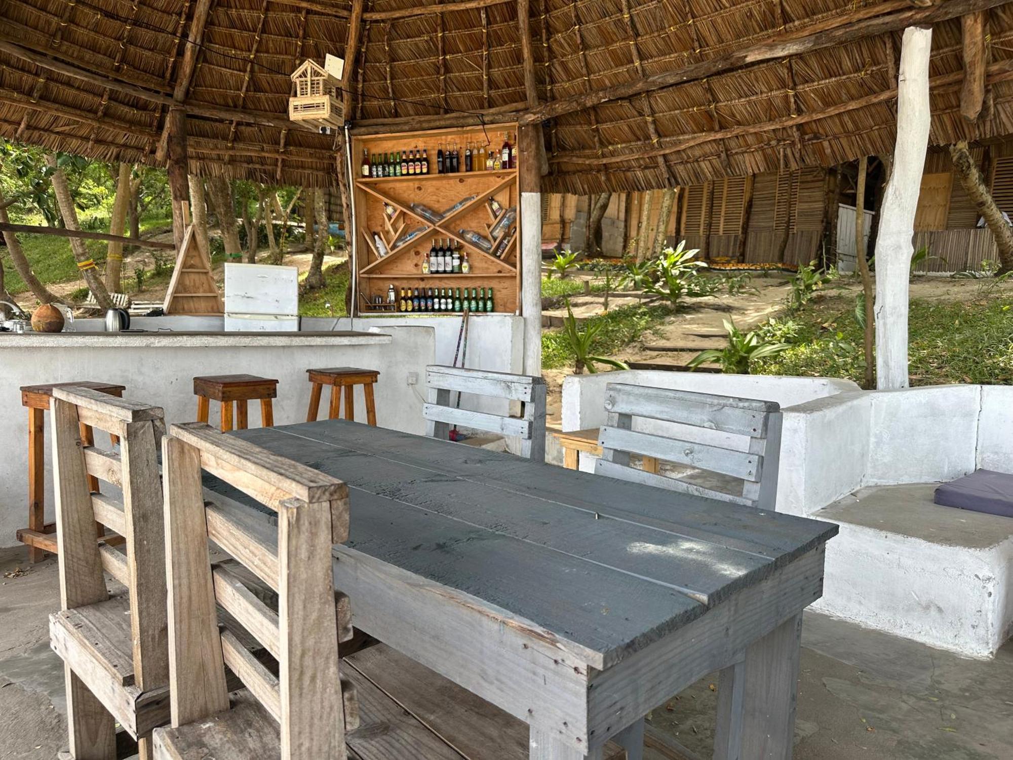 Maweni Beach Bungalows Kilindoni Esterno foto
