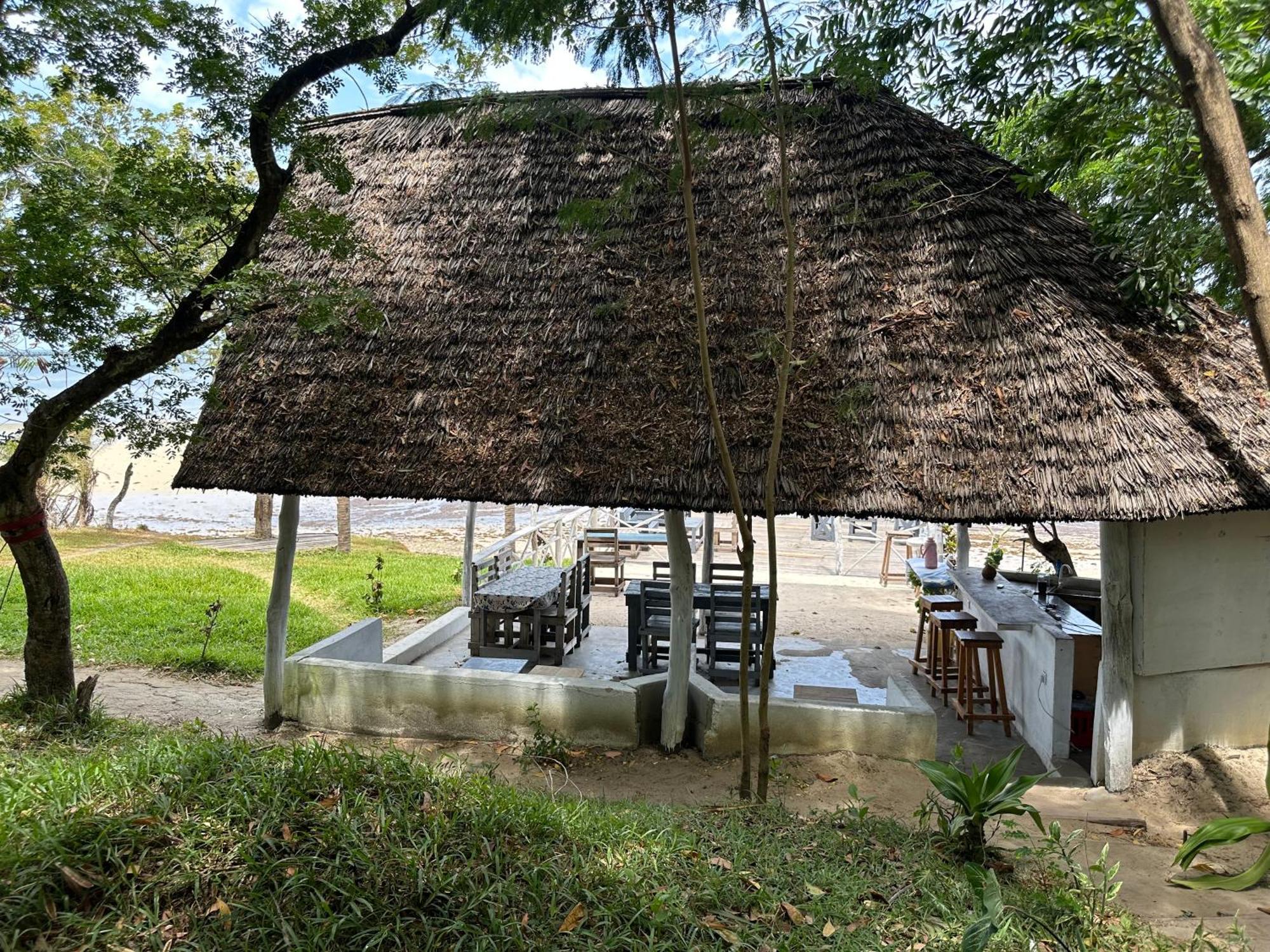 Maweni Beach Bungalows Kilindoni Esterno foto
